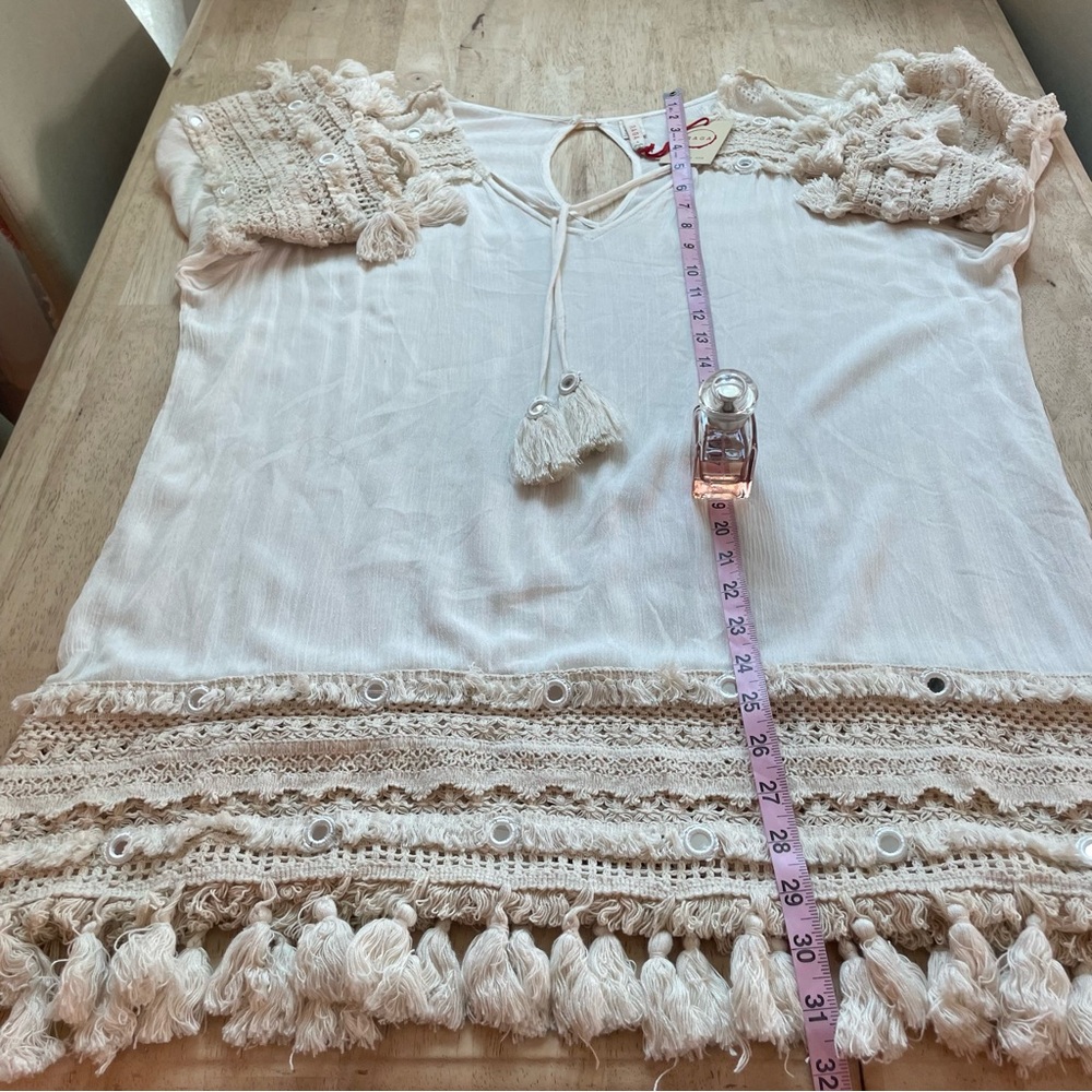 RAGA Bohemian Cream Bell Sleeve Pullover FringeTunic! Swim Coverup NWT.  Large - Picture 13 of 14